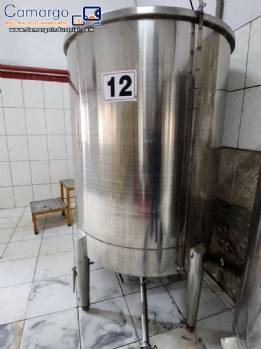 Mixing tank with boiler heating 2,000 liters
