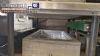 Automatic thermoformer for food trays