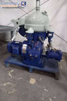 Centrifuge separator separator to purify industrial oils Alfa Laval 2,200 liters / hour