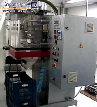 Sachet filling machine