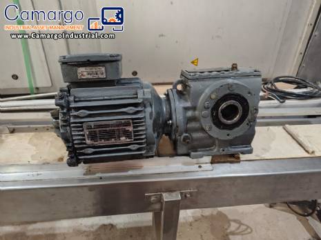 SEW Eurodrive gearmotor with 1.5 kW three-phase motor