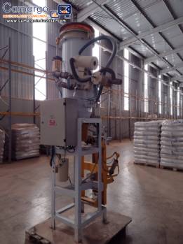 Bagging machine for valve bags