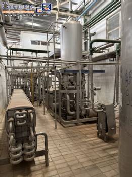 Aseptic sterilization system, tubular pasteurizer with Tetra Pak homogenizer.