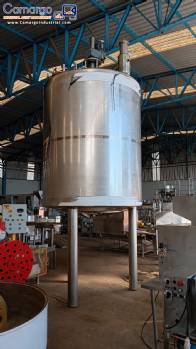 Stainless steel 304L jacketed mixing reactor tank, 5,000 liters, year 2020, Plurinox