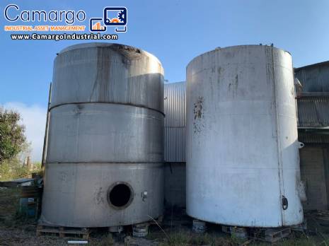 Cylindrical stainless steel tank 30,000 L