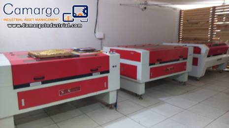 Laser cutting machine