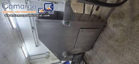 Meat, fish, fruit, and frozen product block cutter/slicer by Ibrasmak