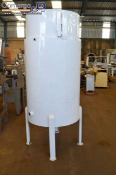 Plastic Waste Tanks. Effluent Holding Tanks. 725l - 10,000l