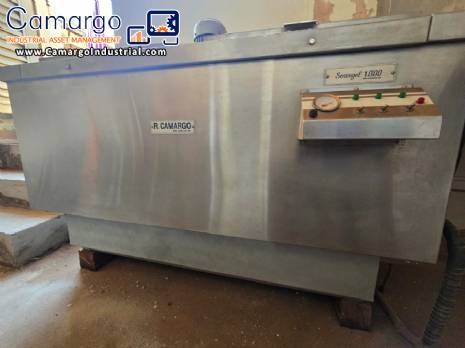 Ice pop machine Sorvegel 1000 R. Camargo with cooling tower Ice pop machine Sorvegel 1000 R. Camargo with cooling tower