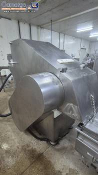 Meat, fish, fruit, and frozen product block cutter/slicer by Ibrasmak Meat, fish, fruit, and frozen product block cutter/slicer by Ibrasmak