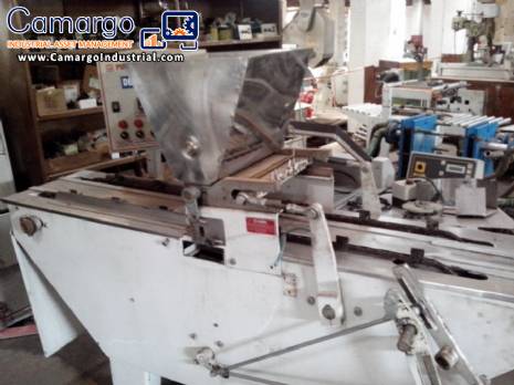 Metering drip tray of chocolate brand Pip Metering drip tray of chocolate brand Pip